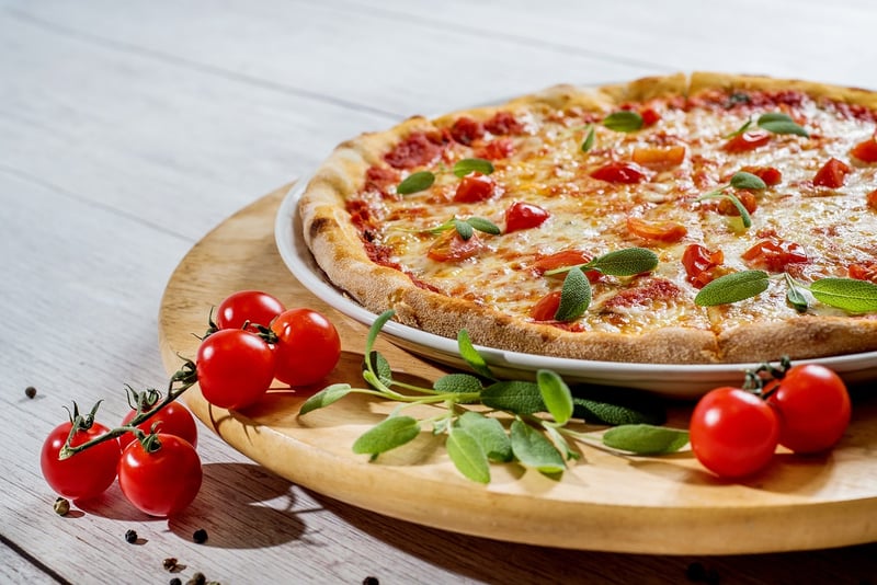 Butter Chicken Pizza